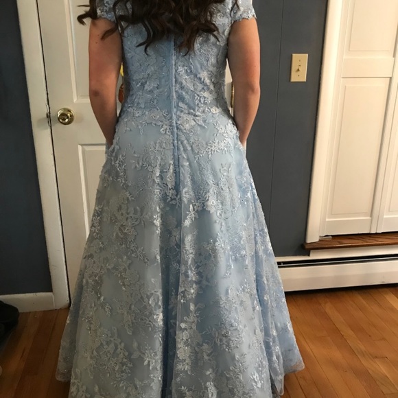 Ellie Wilde Beautiful prom ball gown - Picture 4 of 5